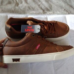 Levi's Men's Tan Sneakers with White Sole